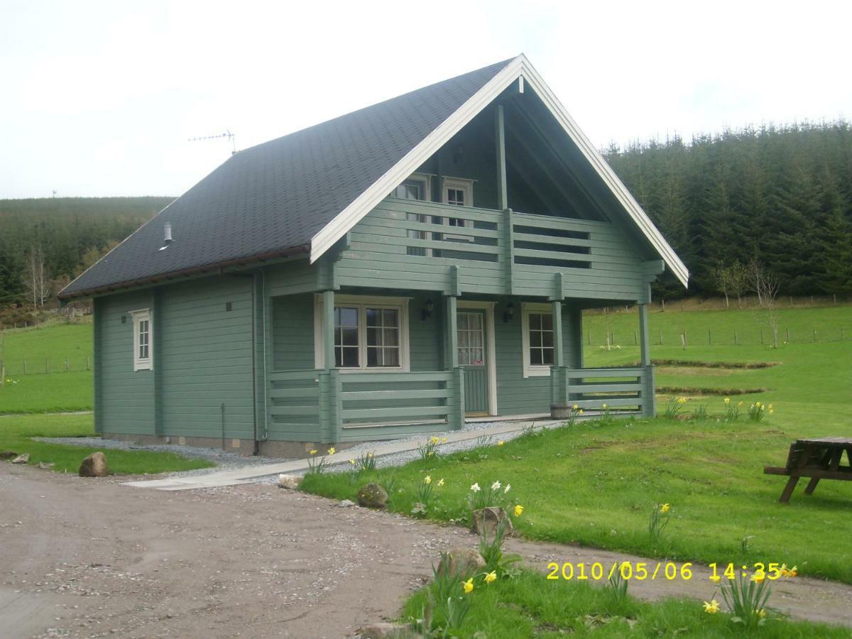 Parkmore Holiday Cottages Dufftown Bagian luar foto